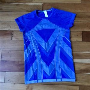 Ivivva girls athletic top size 14